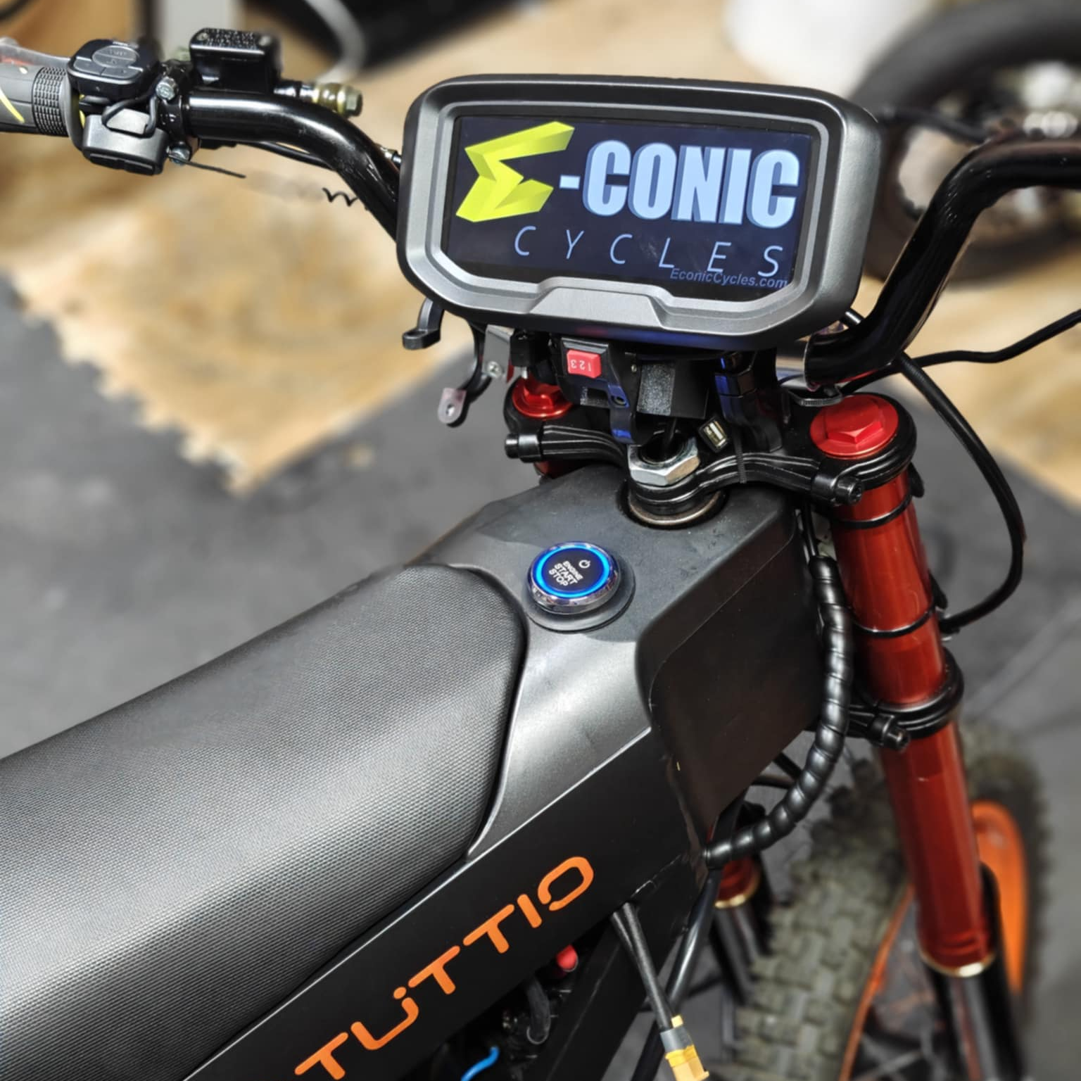 6.86-Inch Smart Dashboard for Electric Vehicles and Electric Motorcycles